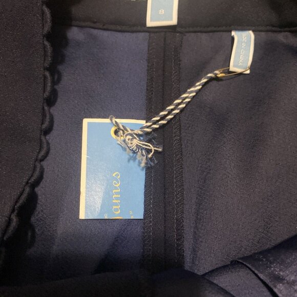 Draper James Navy Scalloped Cropped Pants Size 8 NWT 2236 - Picture 6 of 7